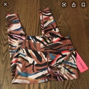 Small Betsy Johnson workout leggings! Small